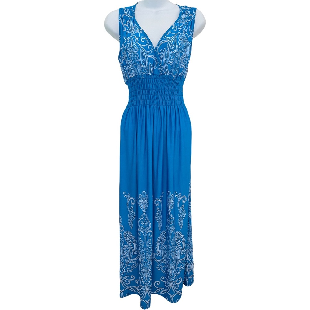 Summer NWT Dress Sleeveless Surplice Smock Waist Sleeveless Maxi Blue White M